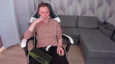 Snapshot of meverik_oushen chatting on 04/01/26, 01:12 MEVERIK OUSHEN online show from 04/01/26, 01:12