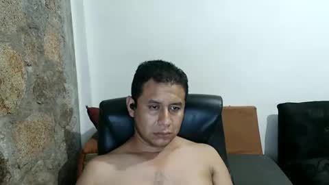 mexatre online show from 12/05/25, 03:04