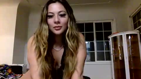 mferrera3125 online show from 11/19/25, 01:38