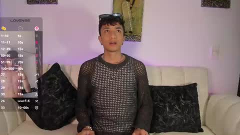 Snapshot of mhatias_ chatting on 07/15/26, 05:12 MATHIAS online show from 07/15/26, 05:12