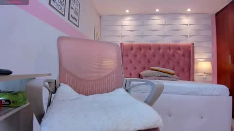 melissa online show from 11/02/25, 01:02