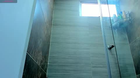 Mhia  online show from 09/10/25, 07:25