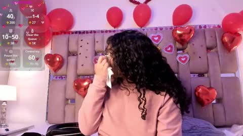 Mia online show from 02/12/25, 10:24