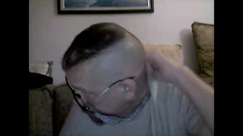 mhitch924 online show from 02/11/26, 02:16