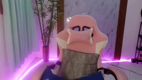 Snapshot of mi_yuke chatting on 04/16/26, 05:19 miyuke online show from 04/16/26, 05:19