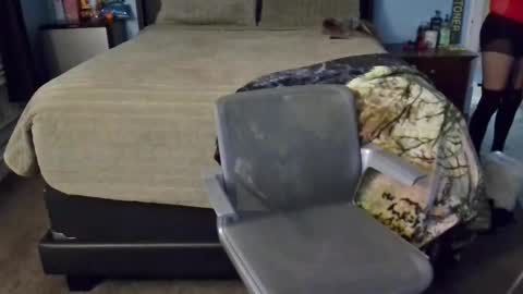 Snapshot of mia375675 chatting on 12/14/24, 06:13 Mia online show from 12/14/24, 06:13