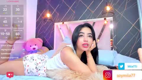 Mia online show from 03/02/26, 05:08