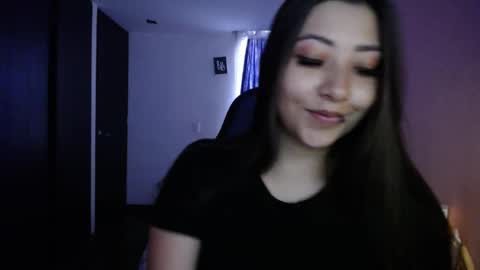 Mia zoe online show from 02/21/25, 04:37