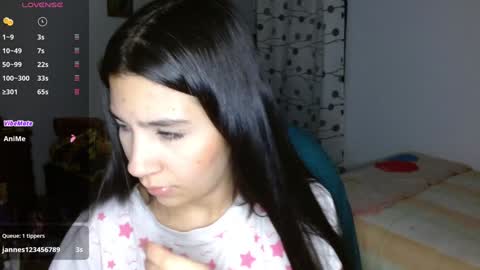 Mia online show from 12/07/24, 04:20