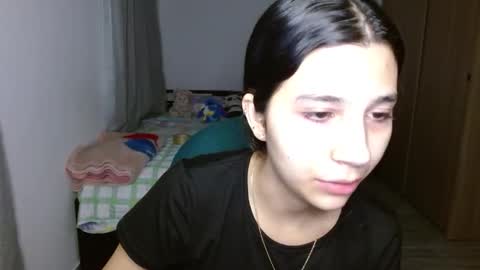 Mia online show from 09/20/25, 05:52