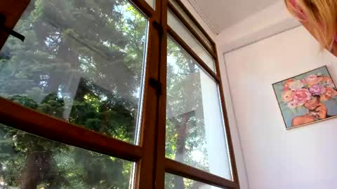 Snapshot of mia__milan chatting on 05/15/26, 05:14 Mia Milan online show from 05/15/26, 05:14