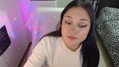 mia online show from 03/10/25, 12:51