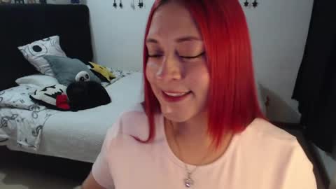 Snapshot of mia_adams_red chatting on 05/27/26, 11:13 mia online show from 05/27/26, 11:13
