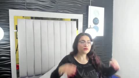 Dreams Couple online show from 01/08/25, 01:11