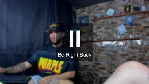 Snapshot of mia_and_vincentt chatting on 10/10/25, 04:33 Mia and vincentt model indepent online show from 10/10/25, 04:33