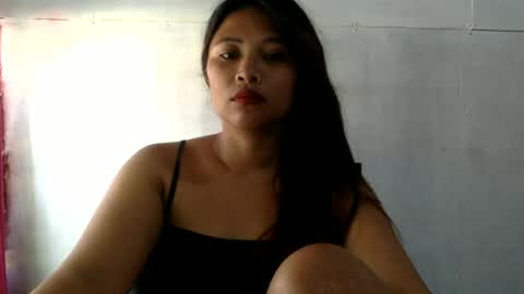 Snapshot of mia_bella04 chatting on 07/07/26, 07:23 mia_bella04 online show from 07/07/26, 07:23