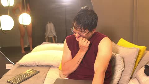 Belmont and Mia online show from 03/25/26, 06:47