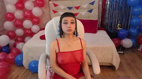 mia online show from 07/04/26, 07:58