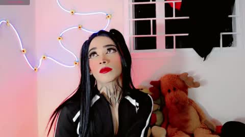 mia califa online show from 05/16/26, 05:26