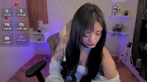 Mia online show from 12/15/24, 05:23