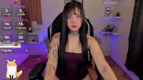 Mia online show from 02/05/25, 07:07