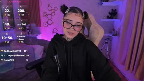 Mia online show from 02/15/26, 07:16