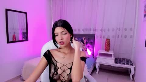 Snapshot of mia_clay1 chatting on 01/07/26, 08:33 Mia online show from 01/07/26, 08:33