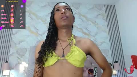 Snapshot of mia_coock chatting on 04/07/26, 12:49 Mia Coock online show from 04/07/26, 12:49