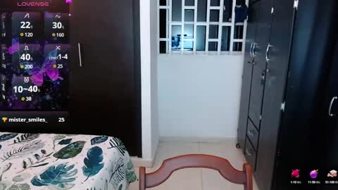 Snapshot of mia_danielsx chatting on 01/15/25, 02:27 Mia online show from 01/15/25, 02:27