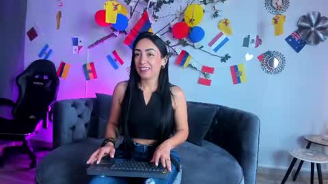 Snapshot of mia_davis__ chatting on 06/21/26, 12:08 mia_davis__ online show from 06/21/26, 12:08