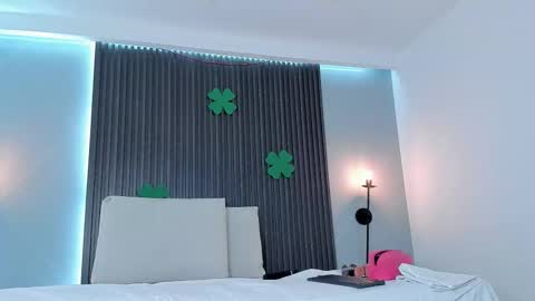 Mia Dollce online show from 03/18/26, 10:40
