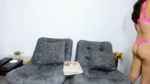 mia_eduard69 online show from 04/01/26, 10:16