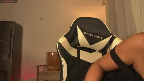 mia_ferrer777 online show from 06/06/26, 12:27