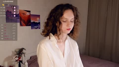 Snapshot of mia_frizz chatting on 02/02/25, 01:52 Mia online show from 02/02/25, 01:52