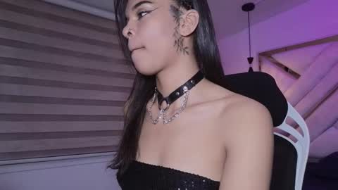 Snapshot of mia_gatesvg chatting on 02/12/26, 03:01 Mia online show from 02/12/26, 03:01