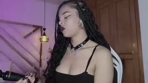 Snapshot of mia_gatesvg chatting on 02/26/26, 04:00 Mia online show from 02/26/26, 04:00