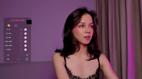 Snapshot of mia_hetty chatting on 09/09/25, 04:17 Mia online show from 09/09/25, 04:17