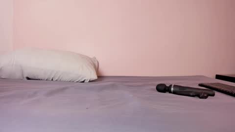  I am Mia  online show from 02/23/26, 11:07