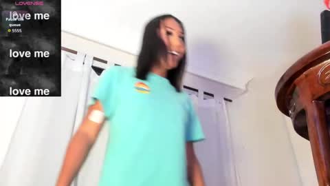 mia_hornny_ online show from 05/29/26, 05:27