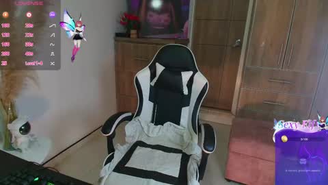 isabella online show from 04/28/26, 06:02