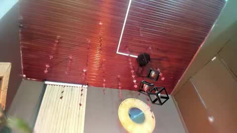 Val  online show from 12/17/25, 11:38