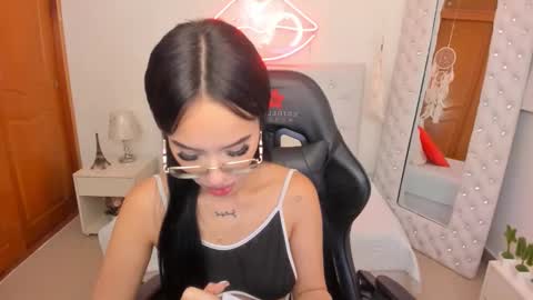    online show from 02/06/25, 12:37