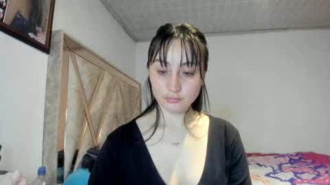 mia kaneee online show from 01/17/26, 01:54