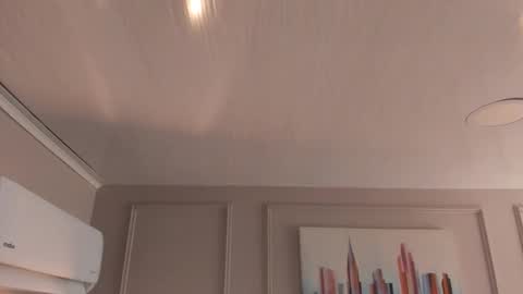 Mia online show from 01/14/26, 02:06