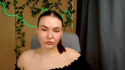 Snapshot of mia_lemm chatting on 05/14/26, 07:26 mia_lemm online show from 05/14/26, 07:26