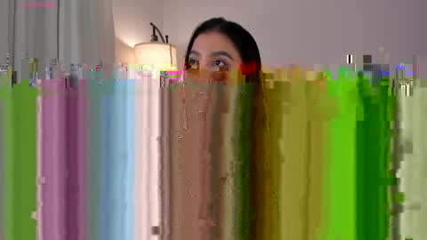 MIA LOVE   online show from 04/05/26, 11:24