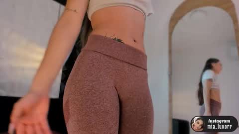 mia_luxor online show from 02/23/26, 11:51