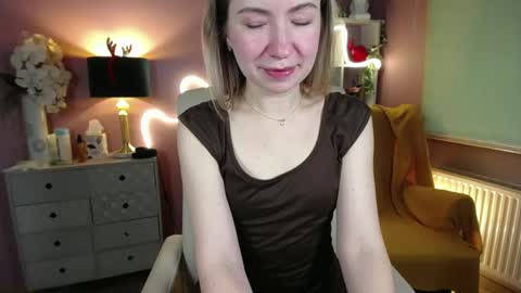 Mia online show from 01/03/25, 08:32