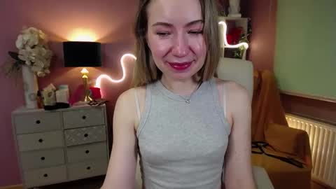 Mia online show from 01/16/25, 11:26