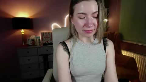 Mia online show from 03/02/25, 08:18